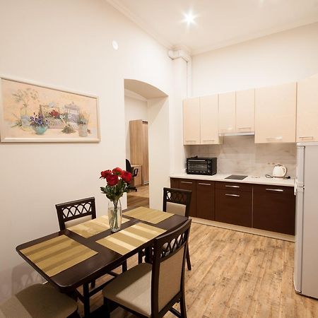 Wonderful Flat On City Center Uzhhorod Luaran gambar
