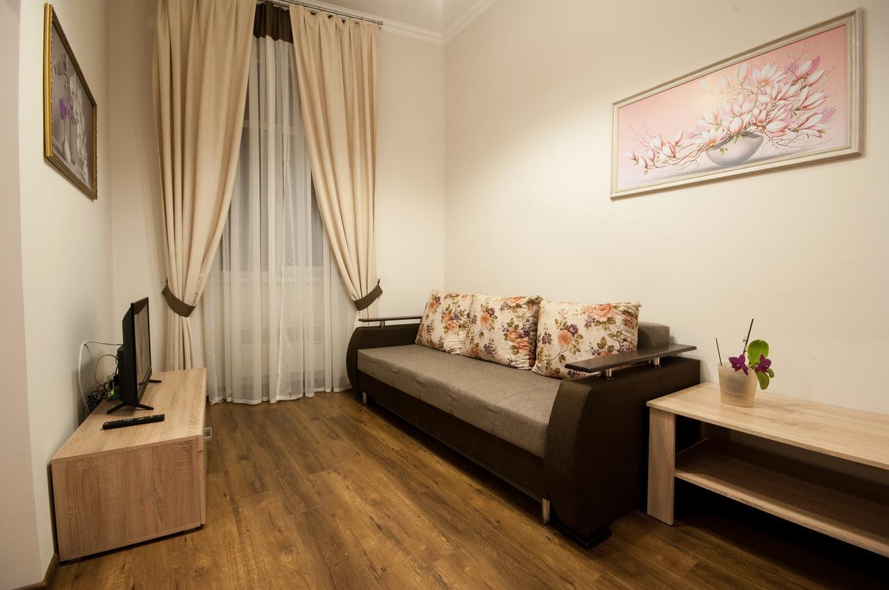 Wonderful Flat On City Center Uzhhorod Luaran gambar
