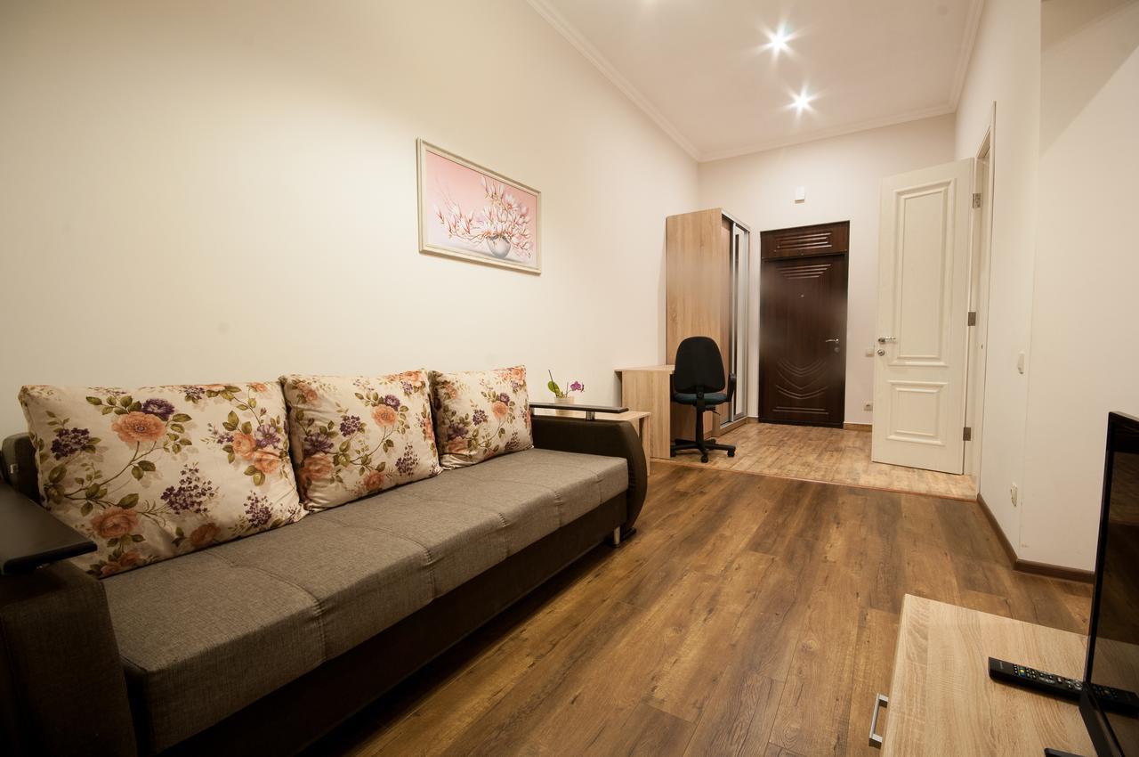 Wonderful Flat On City Center Uzhhorod Luaran gambar