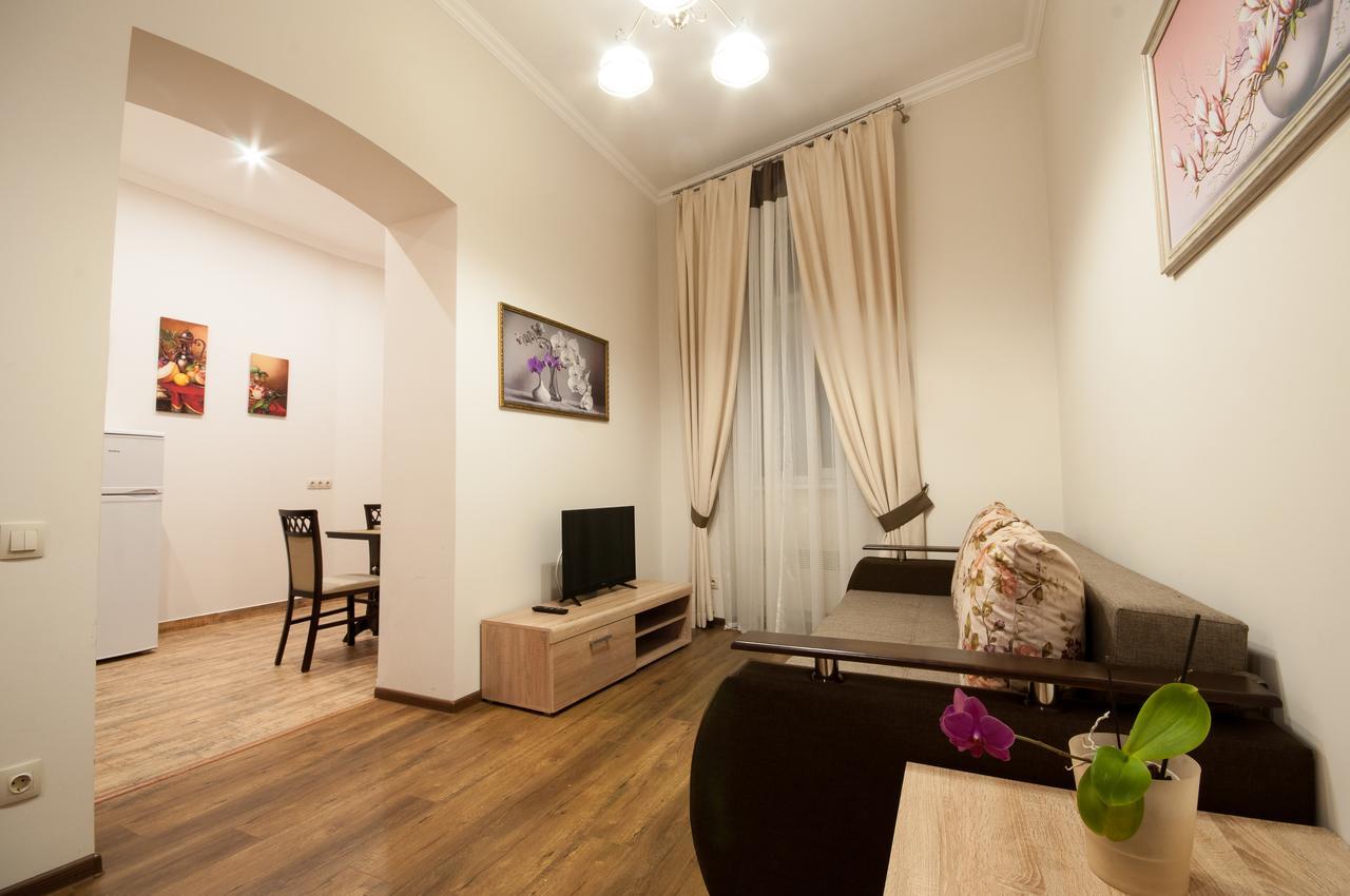 Wonderful Flat On City Center Uzhhorod Luaran gambar
